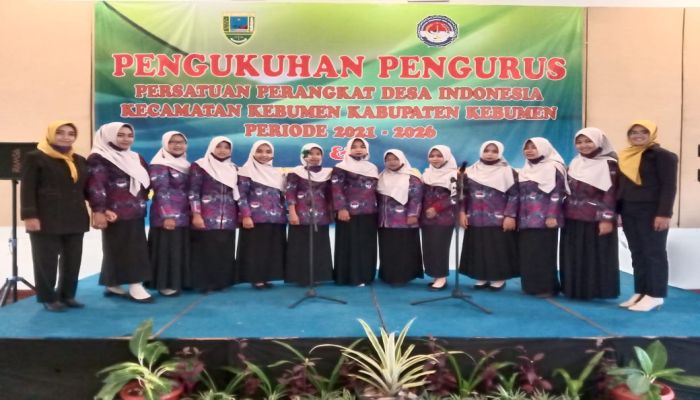 Pengukuhan Pengurus Persatuan Perangkat Desa Indonesia Kecamatan Kebumen Kabupaten Kebumen Periode 2021-2026 01